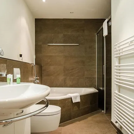 Downtown * インターラーケン